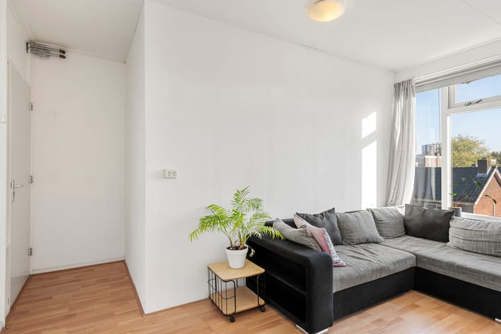 Foto 4 van Van 't Hoffstraat 31-II