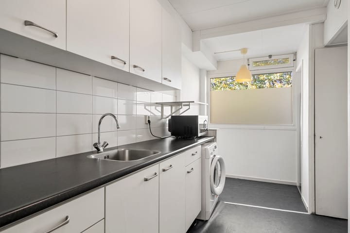 Foto 8 van Van 't Hoffstraat 31-II