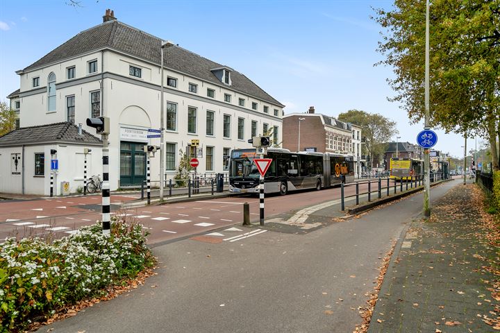 Bekijk foto 30 van Mgr. van de Weteringstraat 120