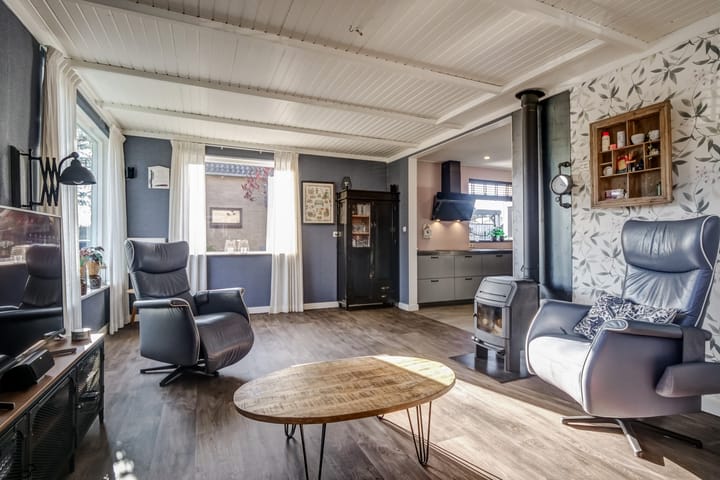 Foto 13 van Burg. Lovinkstraat 73