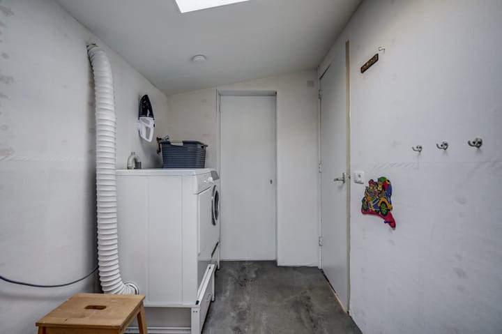 Foto 16 van Burg. Lovinkstraat 73