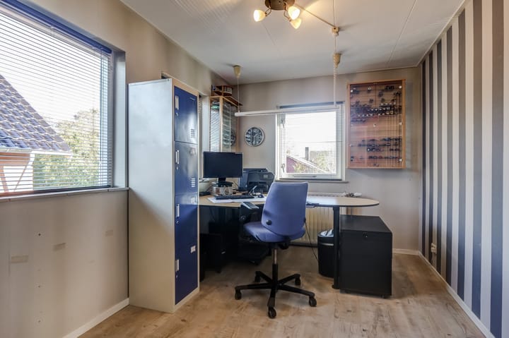 Foto 17 van Burg. Lovinkstraat 73