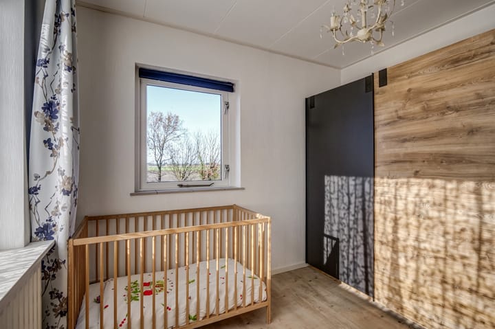 Foto 29 van Burg. Lovinkstraat 73