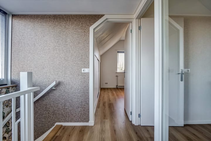 Foto 34 van Burg. Lovinkstraat 73