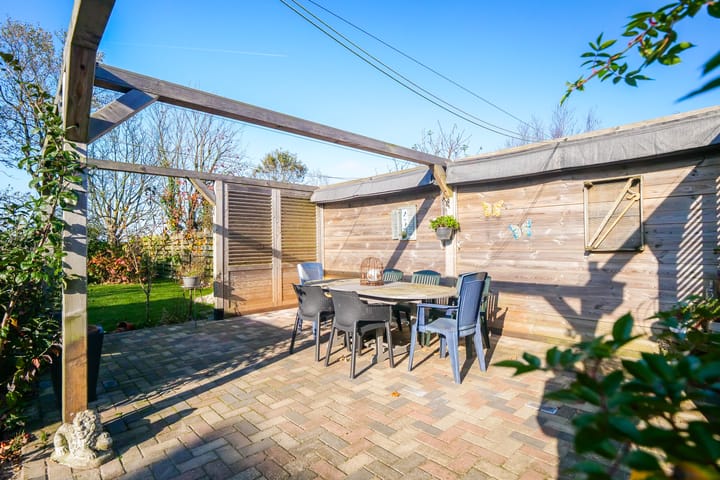 Foto 42 van Burg. Lovinkstraat 73