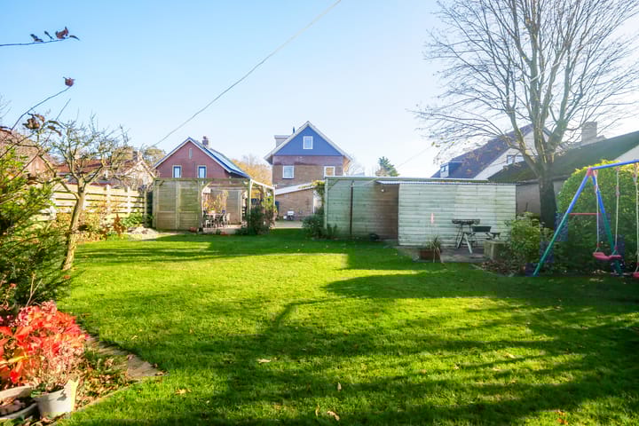 Foto 44 van Burg. Lovinkstraat 73