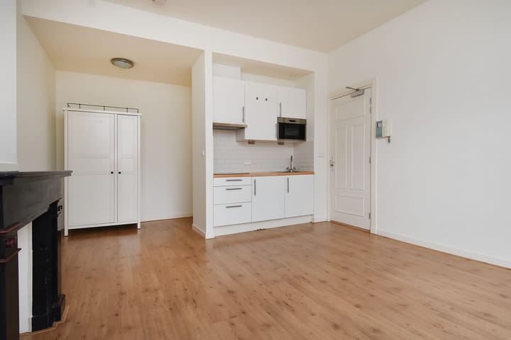 Foto 4 van Valkenboslaan 72-E