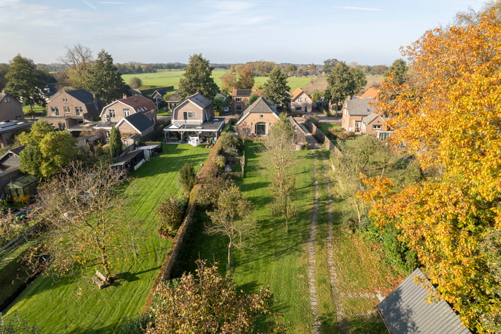 Bekijk foto 37 van Emperweg 23