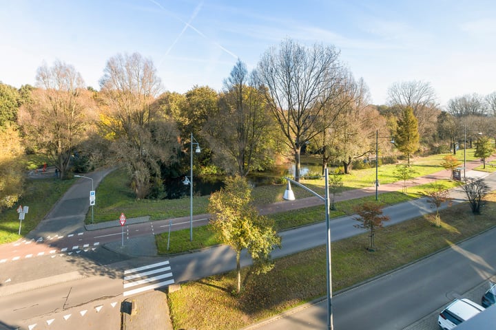 Bekijk foto 30 van Overkampweg 285