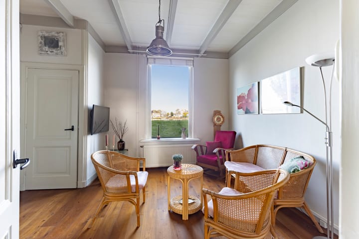 Foto 2 van Lekkade 11