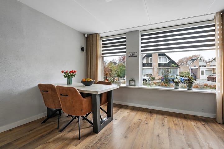 Foto 9 van Marinus Postlaan 58