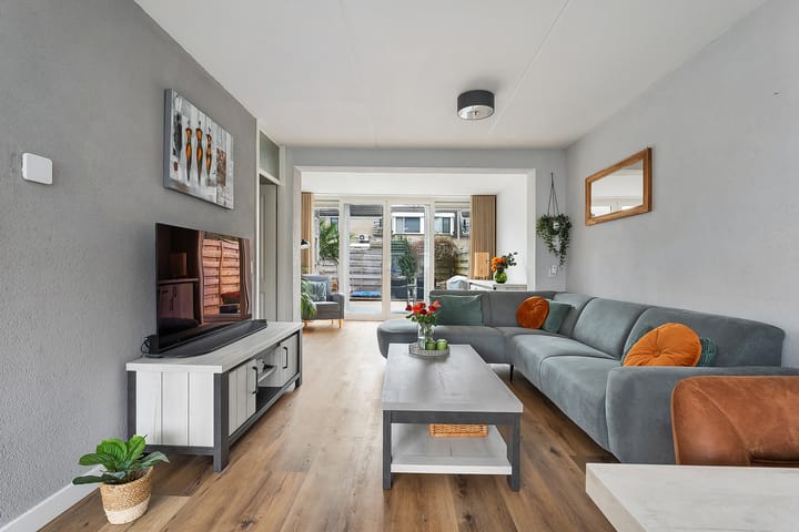 Foto 14 van Marinus Postlaan 58