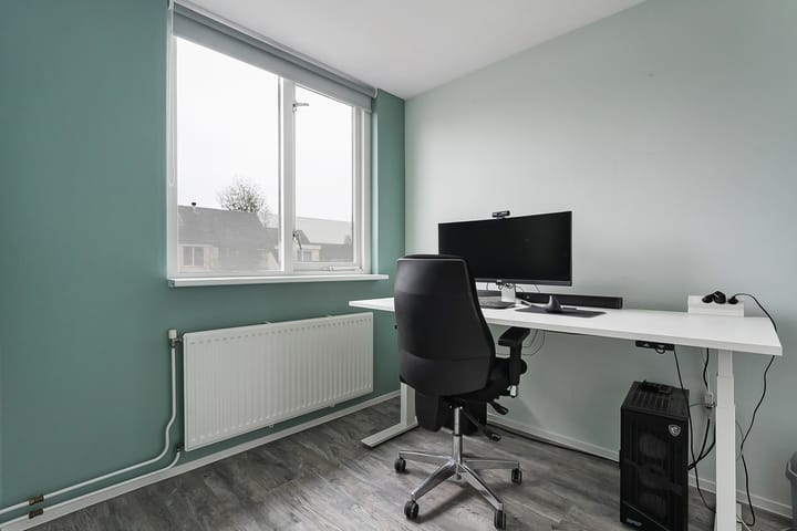 Foto 28 van Marinus Postlaan 58