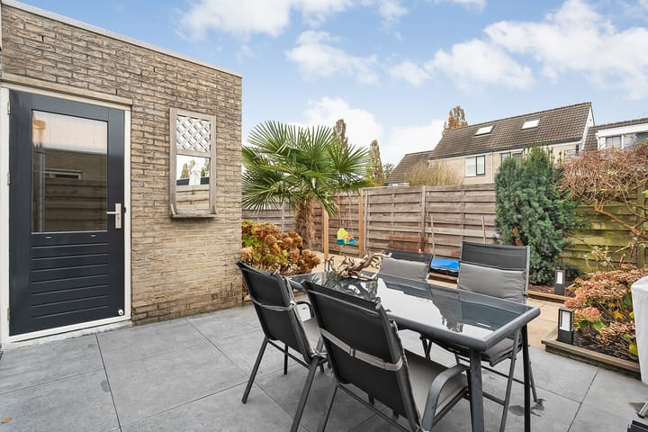 Foto 41 van Marinus Postlaan 58