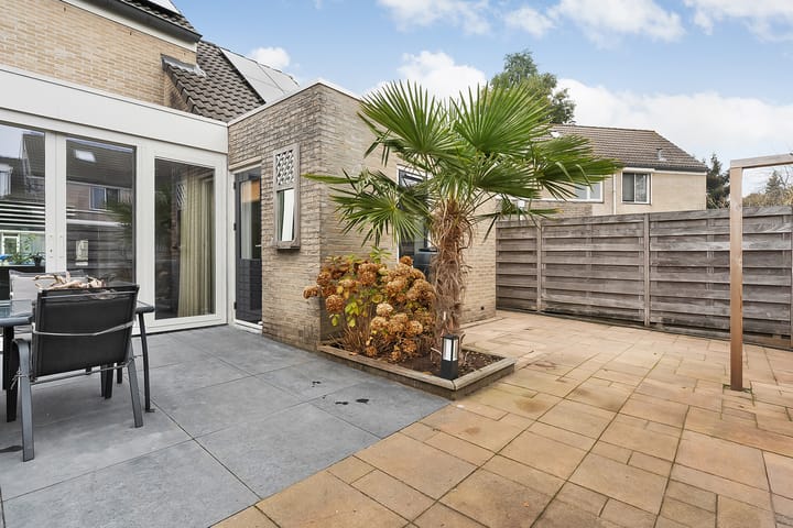 Foto 42 van Marinus Postlaan 58