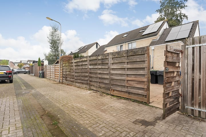 Foto 47 van Marinus Postlaan 58