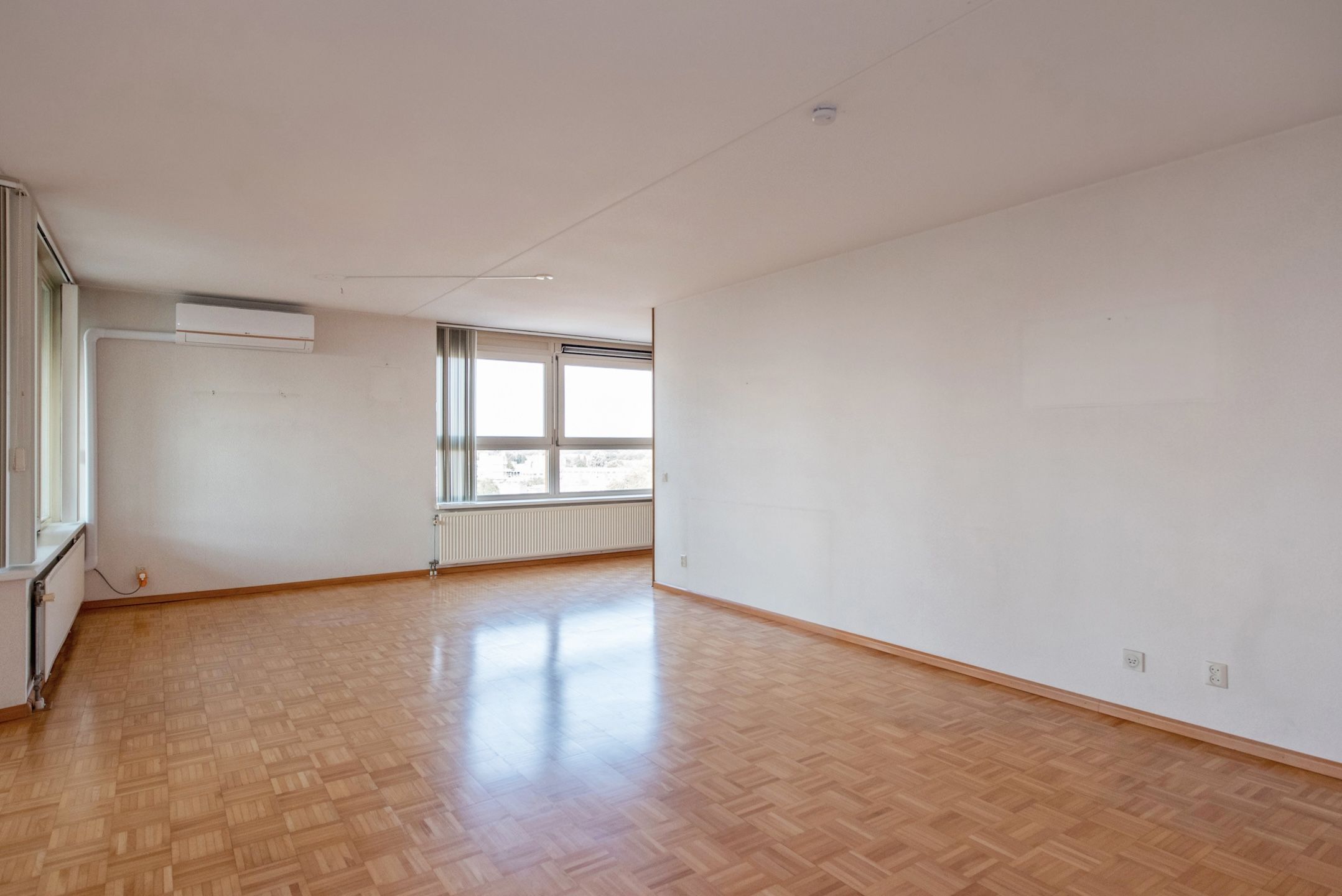 Foto 15 van Europaweg 72