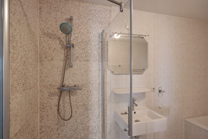 Foto 30 van Europaweg 72