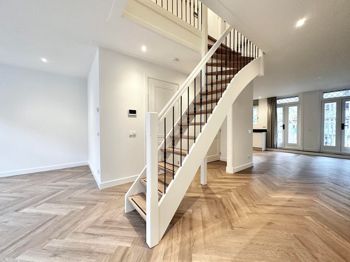 Eerste Helmersstraat 219-B