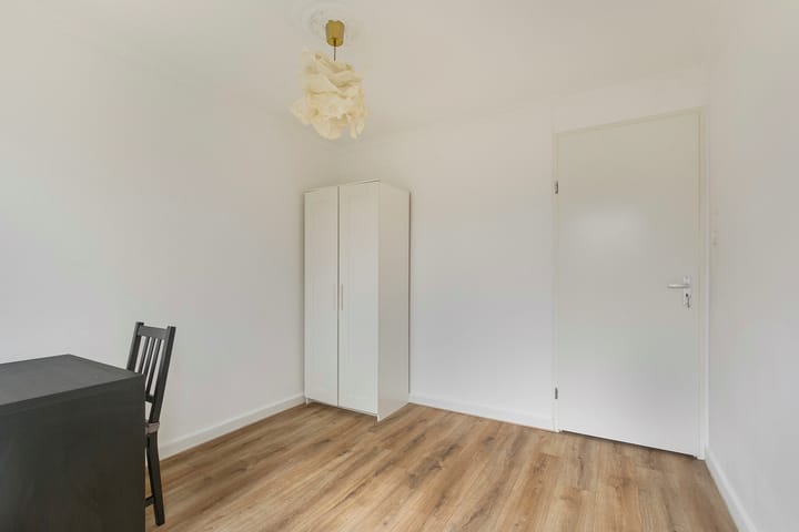 Photo 8 of Madeliefstraat 40-B