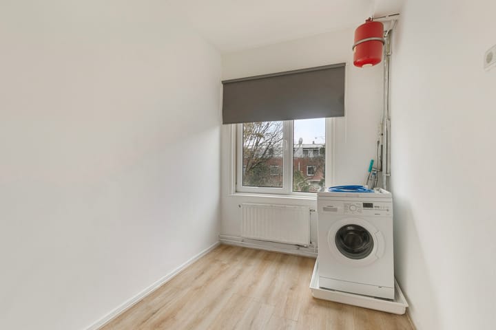 Photo 17 of Madeliefstraat 40-B