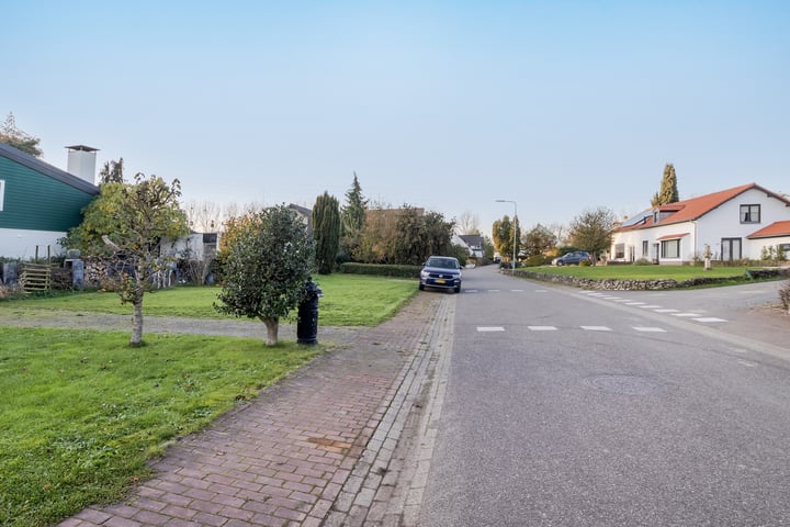 Bekijk foto 30 van Brommelen 14