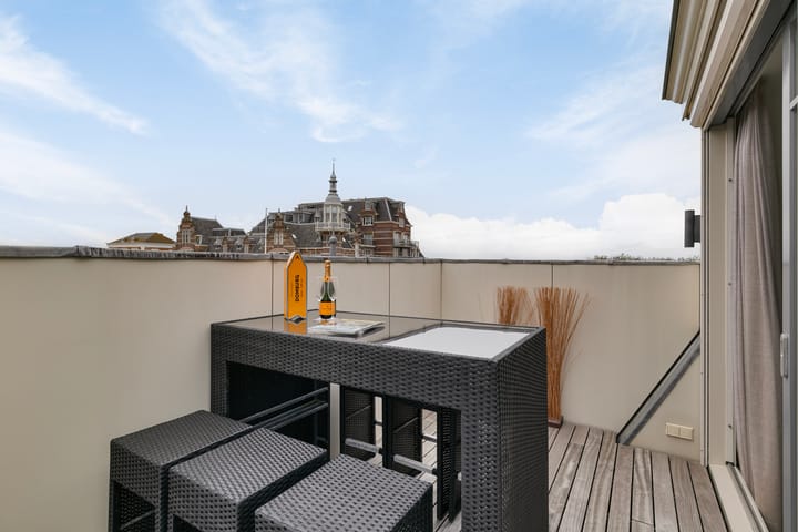 Photo 5 of Badhuisweg 23-C