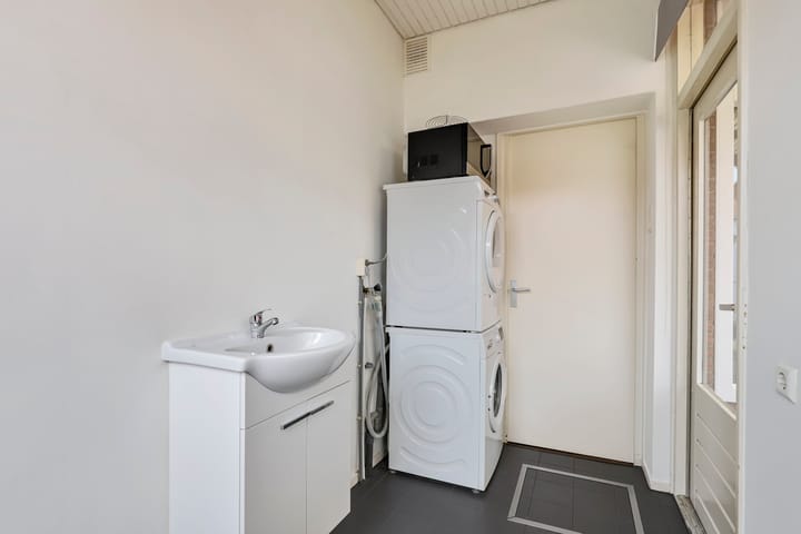 Foto 8 van Karperstraat 106