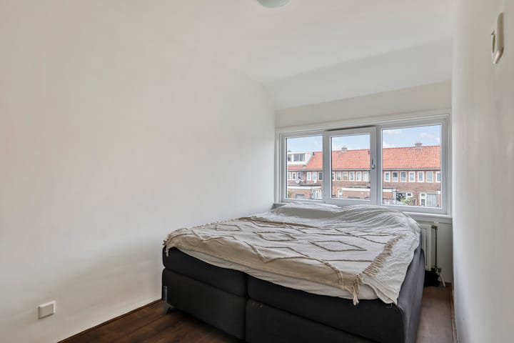 Foto 12 van Karperstraat 106