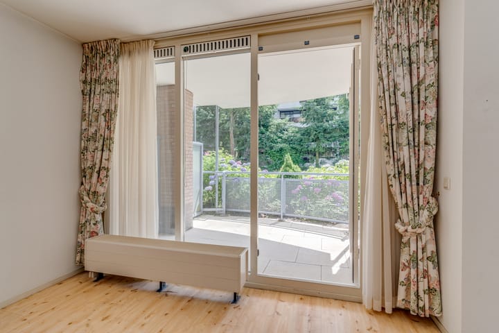 Foto 15 van Sperwerlaan 5