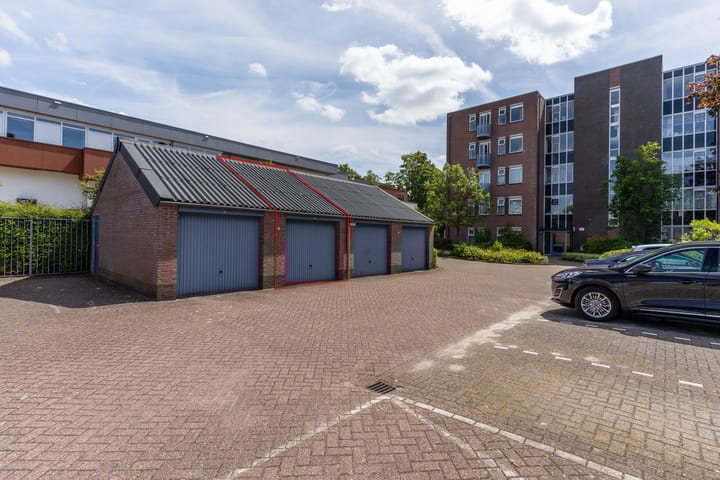 Foto 30 van Sperwerlaan 5