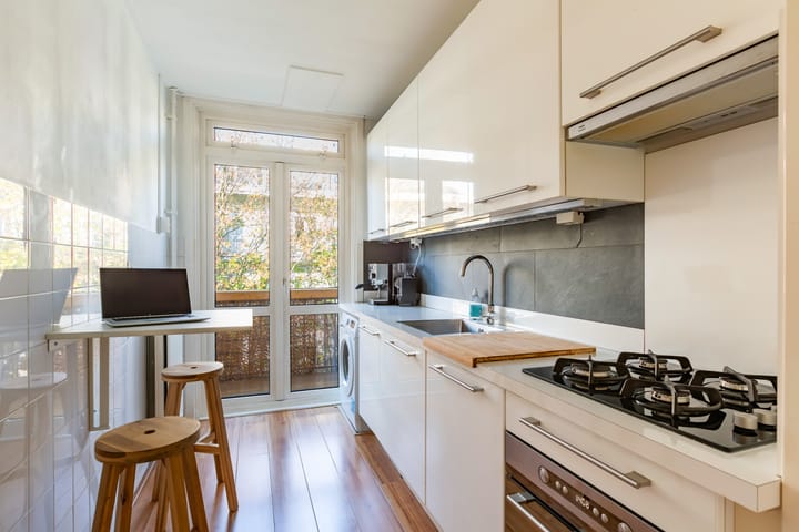 Photo 11 of Bartholomeus Diazstraat 18-3