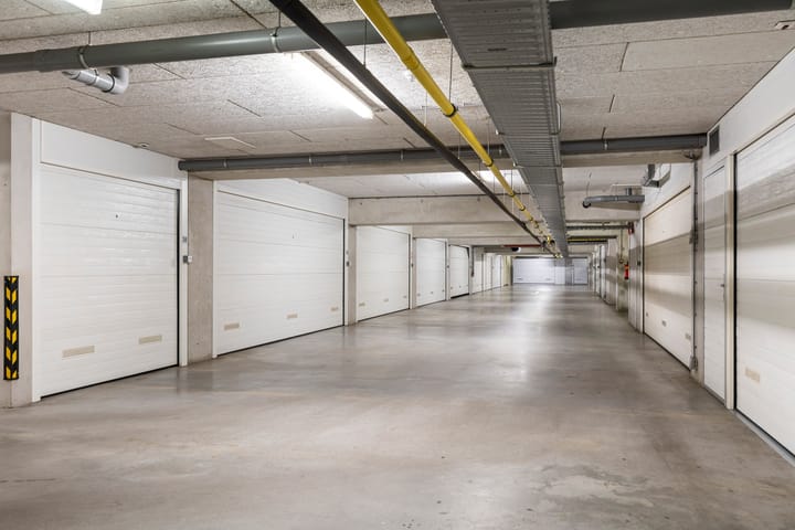 Photo 32 of Monta Rosa 44