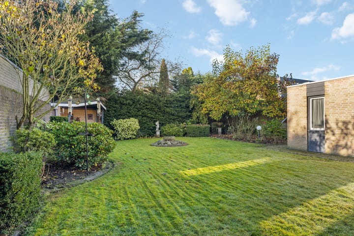 Foto 28 van Paus Joanneslaan 18-A