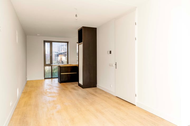 Foto 9 van Cathelijn Badenstraat 4