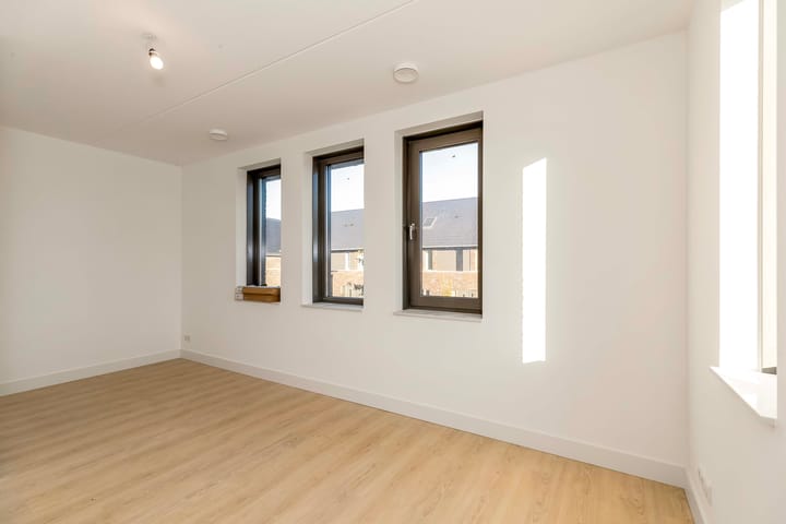 Foto 15 van Cathelijn Badenstraat 4