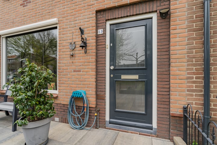 Bekijk foto 36 van Prinses Irenestraat 13