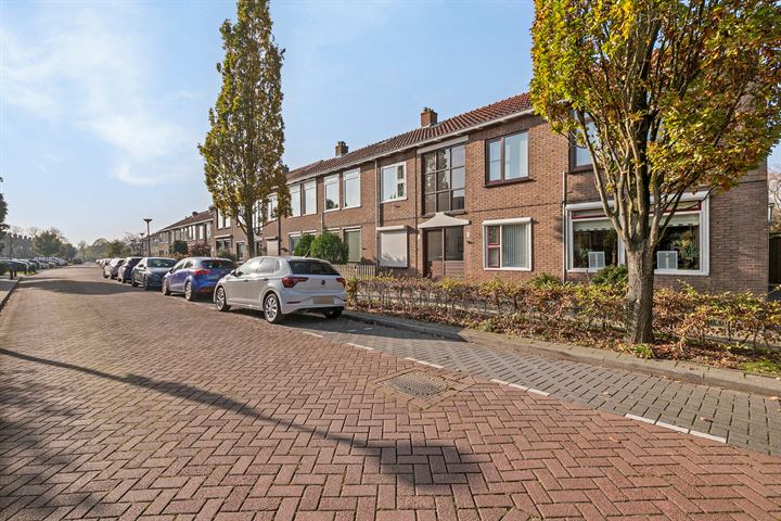 View photo 39 of Thorbeckestraat 18