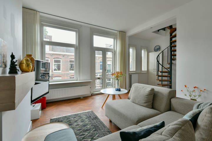 Foto 6 van Da Costastraat 10-3