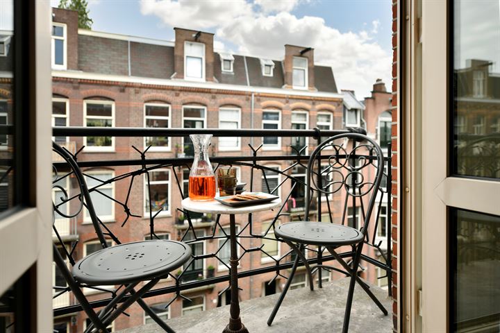 View photo 7 of Da Costastraat 10-3