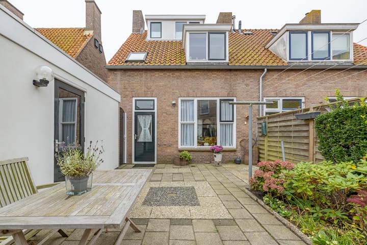 Foto 21 van Poelendaeleweg 68