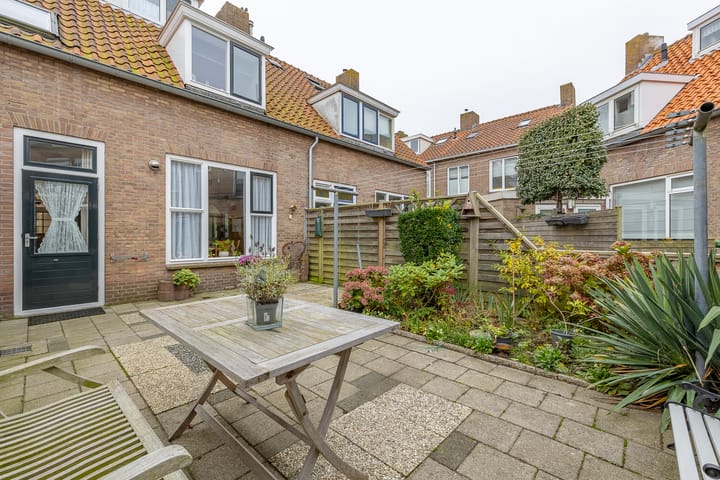 Foto 23 van Poelendaeleweg 68