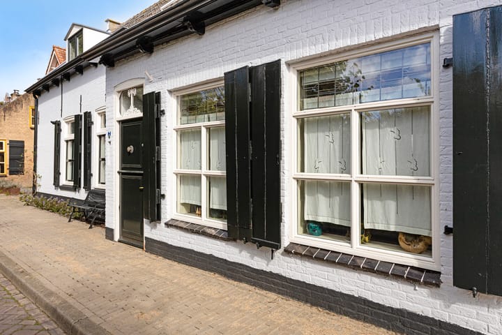 Photo 34 of Batterij 12