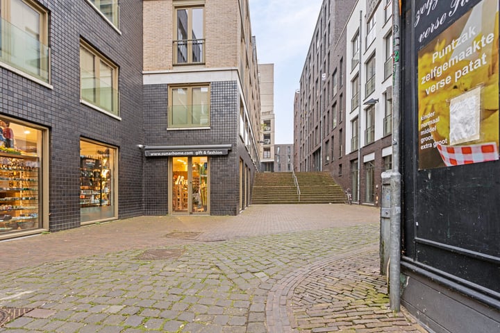 View photo 27 of Hertog van Berryplein 20