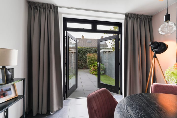 Foto 16 van Dr. Schräderlaan 14