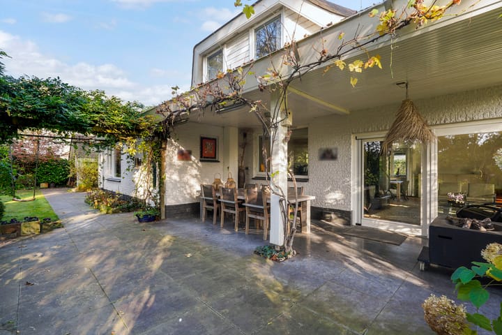 Foto 35 van Hobbemastraat 6