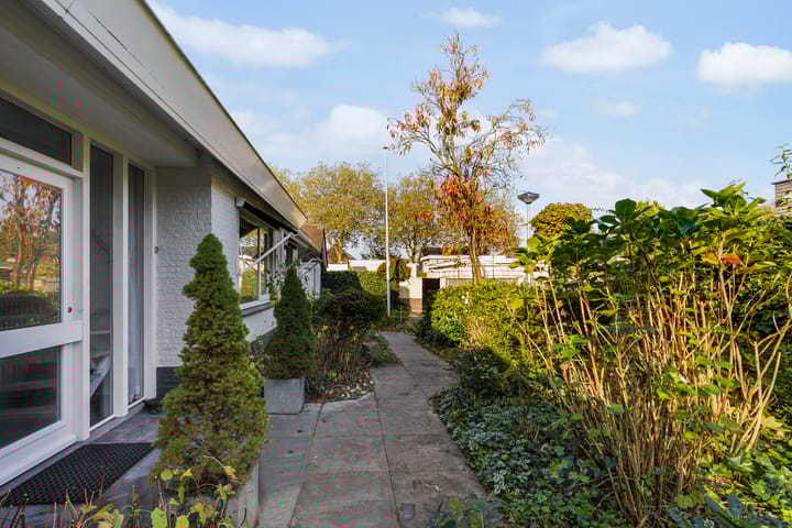 Foto 40 van Hobbemastraat 6