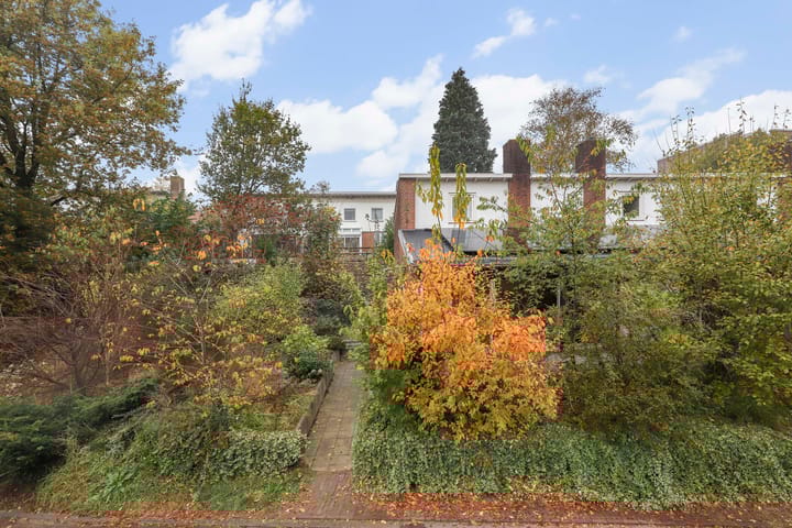 Photo 3 of Cort van der Lindenlaan 4