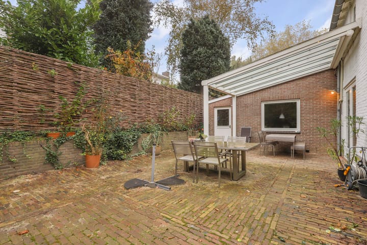 Photo 20 of Cort van der Lindenlaan 4