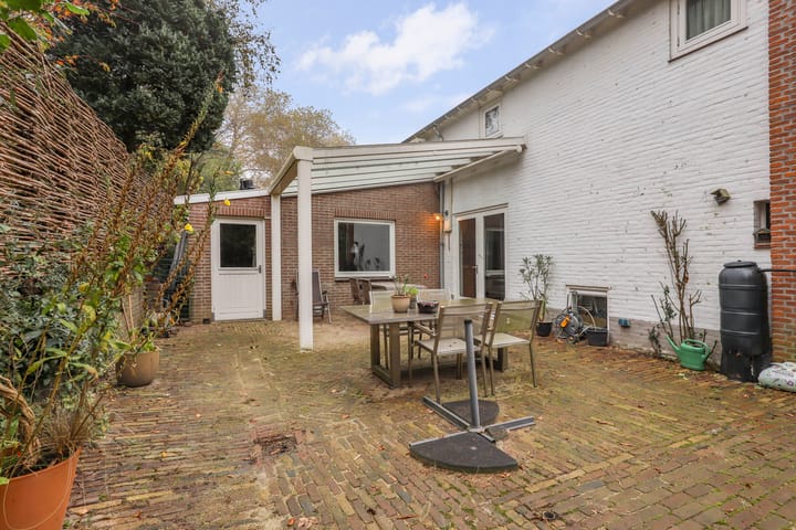 Photo 21 of Cort van der Lindenlaan 4